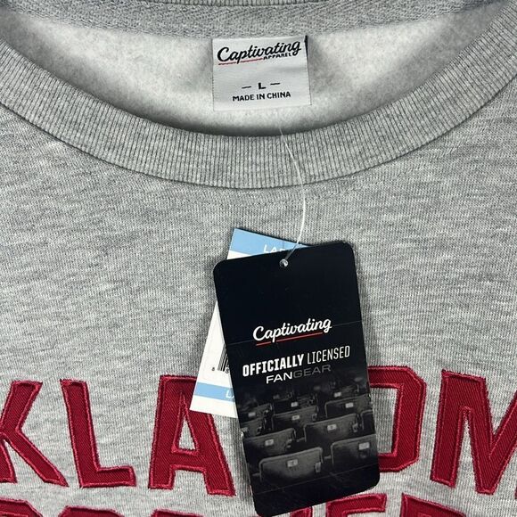 🔥🏈 “NWT” Women’s OU OKLAHOMA SOONERS Embroidered Crewneck Sweatshirt - Sz Lg - Picture 6 of 10
